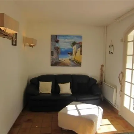 Saint-georges-de-didonne, 4 Pieces, 7 Personnes - Fr-1-305-1399 Apartament *