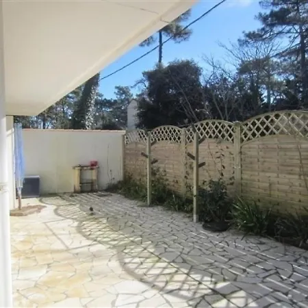 Apartament Saint-georges-de-didonne, 4 Pieces, 7 Personnes - Fr-1-305-1399